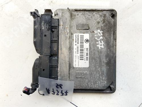 Used Engine control unit (ECU) Engine control unit (ECU) SKODA FABIA I (6Y2) 1.4 (68 hp) 32886571 32886571