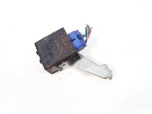 Used Electronic module Electronic module TOYOTA YARIS (_P9_) 1.0 VVT-i (KSP90_, KSP90R) (69 hp) 32924282 32924282