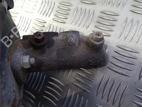 Used Brake master cylinder Brake master cylinder 35671919 35671919