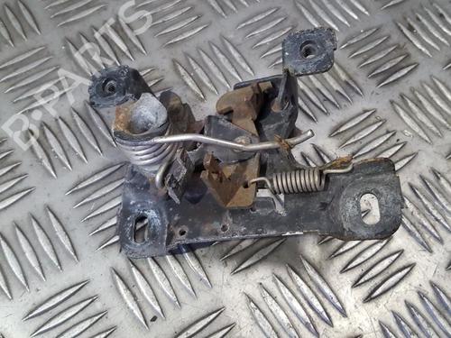 hood-lock-audi-a3-8l1-1996-1997-1998-1999-2000-2001-2002-2003-2004-2005-2006-35683257 main image