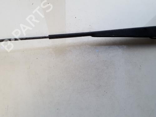 Used Front windshield wiper arm Front windshield wiper arm NISSAN ALMERA I Hatchback (N15) 2.0 D (75 hp) 33515133 33515133