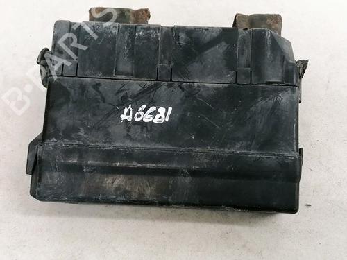 Used Fuse box Fuse box NISSAN MICRA III (K12) 1.2 16V (80 hp) 33083105 33083105