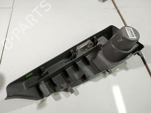 Used Cup/Object holder Cup/Object holder RENAULT SCÉNIC II (JM0/1_) 1.6 BiFuel (113 hp) 34918226 34918226