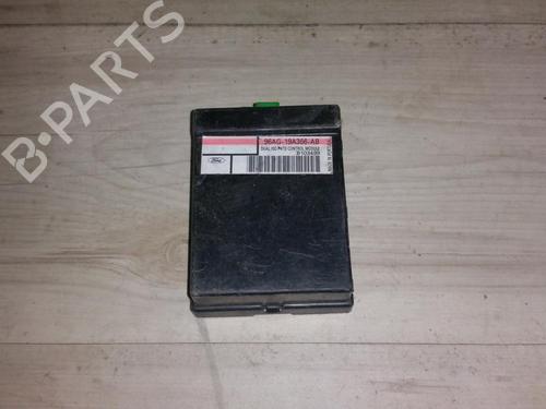 Used Electronic module Electronic module VW GOLF III (1H1) 1.4 (55 hp) 33480510 33480510