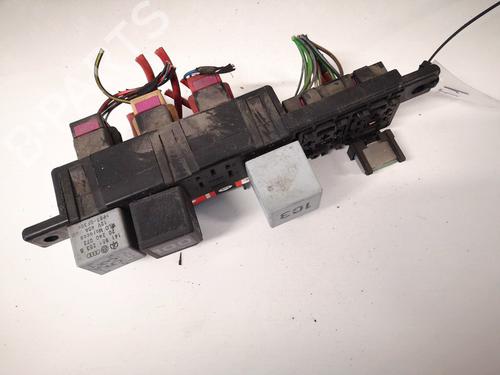 Used Fuse box Fuse box 32902474 32902474