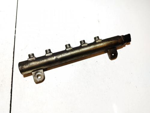 Used Injection rail Injection rail 35475335 35475335