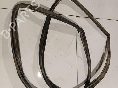 Goma contorno puerta Goma contorno puerta TOYOTA AURIS (_E15_) 2.0 D-4D (ADE150_, ADE150R) (126 hp) 37063925 37063925