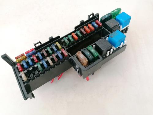 Used Fuse box Fuse box MERCEDES-BENZ A-CLASS (W168) A 140 (168.031, 168.131) (82 hp) 33095119 33095119