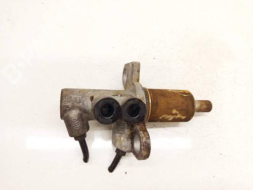 Used Brake master cylinder Brake master cylinder VW PASSAT B5.5 (3B3) 2.5 TDI (150 hp) 39938997 39938997