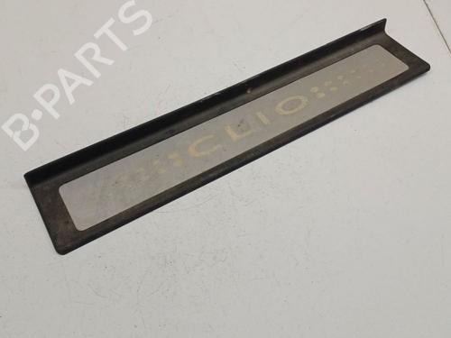 Used Step Step RENAULT CLIO III (BR0/1, CR0/1) 1.5 dCi (82 hp) 36686386 36686386