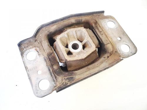 Used Engine mount Engine mount VOLVO V70 III (135) 2.0 D (136 hp) 32912556 32912556