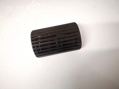 Used Air vent Air vent OPEL ASTRA F Hatchback (T92) 1.7 TDS (F08, M08, F68, M68) (82 hp) 32890543 32890543