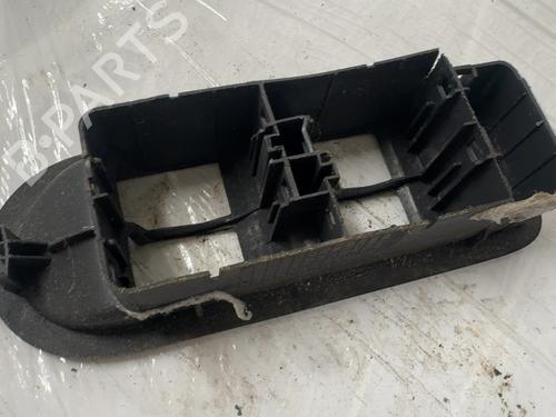 Switch RENAULT SCÉNIC II (JM0/1_) 1.9 dCi (JM0G, JM12, JM1G, JM2C) | BP39041915I30 - Image 2