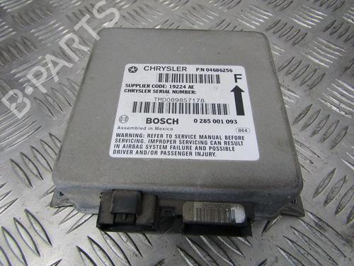 Used ECU airbags ECU airbags CHRYSLER VOYAGER / GRAND VOYAGER III (GS_, NS_) 2.5 TD (116 hp) 33492756 33492756