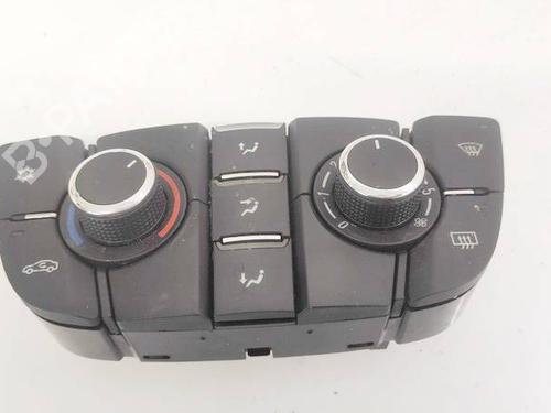 Used Climate control Climate control VW PASSAT B7 (362) 2.0 TDI (140 hp) 35335723 35335723