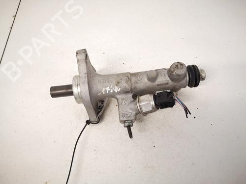 Used Brake master cylinder Brake master cylinder MERCEDES-BENZ C-CLASS (W203) C 270 CDI (203.016) (170 hp) 35447076 35447076