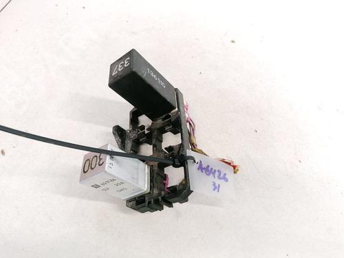 Used Fuse box Fuse box AUDI 100 C4 Avant (4A5) 2.5 TDI (115 hp) 33080480 33080480