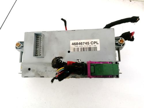 Used Fuse box Fuse box FIAT CROMA (194_) 2.4 D Multijet (200 hp) 32905976 32905976