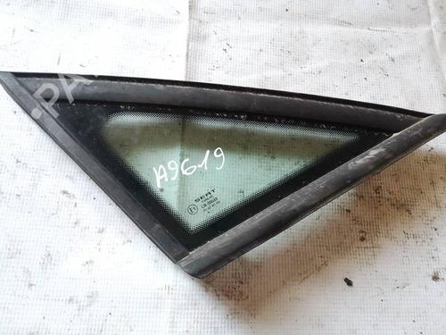 Vidro triangular frente direito Vidro triangular frente direito 35204840 35204840