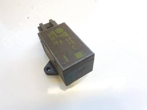 Used Electronic module Electronic module PORSCHE CAYENNE (9PA) S 4.5 (340 hp) 33999848 33999848