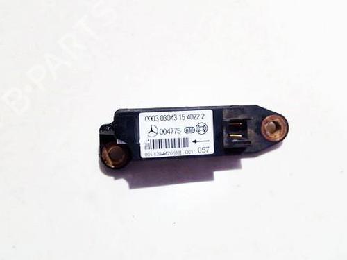 Used Electronic module Electronic module MERCEDES-BENZ C-CLASS (W203) C 220 CDI (203.006, 203.008) (143 hp) 33518221 33518221