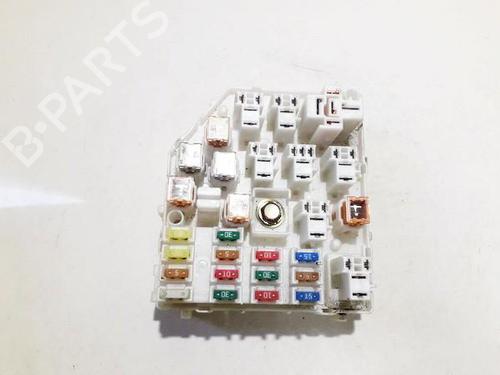 Used Fuse box Fuse box TOYOTA RAV 4 II (_A2_) 2.0 D 4WD (CLA20_, CLA21_, CLA20R, CLA21R) (116 hp) 33509289 33509289