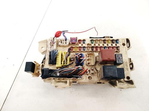 Used Fuse box Fuse box TOYOTA AVENSIS VERSO (_M2_) 2.0 D (CLM20_, CLM20R) (116 hp) 33076908 33076908