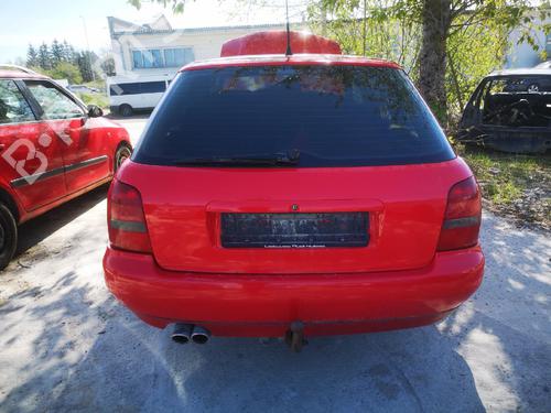 Fuse box AUDI A4 B5 (8D2) 2.4 | BP32588659E1