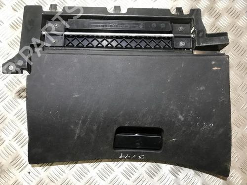 Used Glove box Glove box BMW 3 Touring (E46) 320 d (136 hp) 35695036 35695036