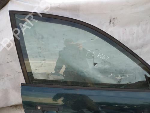 Used Front right door window Front right door window 35582343 35582343