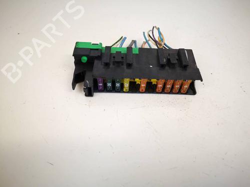 Used Fuse box CITROËN C5 III (RD_) 2.0 HDi 140 (RDRHF8, RDRHFA, RDRHA8, RDRHAJ) (140 hp) 32959492