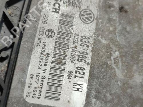 Engine control unit (ECU) VW GOLF V (1K1) 1.9 TDI | BP32561539M57 - Image 4