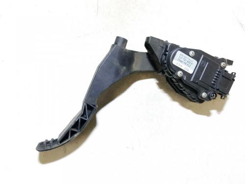 Used Pedal Pedal VW BORA I (1J2) 1.9 TDI (90 hp) 35879212 35879212