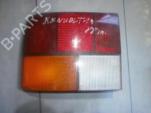 Farolim esquerdo Farolim esquerdo RENAULT 19 I Chamade (L53_) 1.2 (54 hp) 35663014 35663014