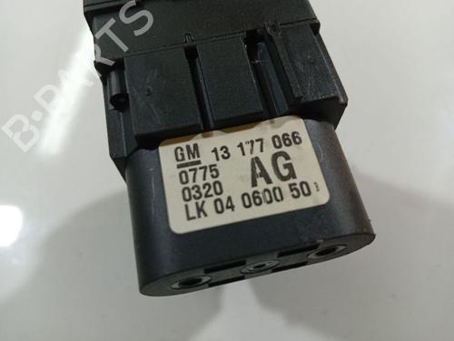 Switch OPEL SIGNUM Hatchback (Z03) 1.9 CDTI (F48) | BP34899423I30 - Image 4