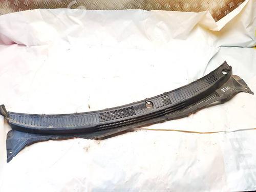 Grelha curcuvan Grelha curcuvan LEXUS IS I (_E1_) 200 (GXE10) (155 hp) 35209720 35209720