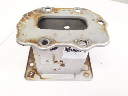 Used Front bumper bracket Front bumper bracket 35183068 35183068