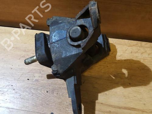 Used Engine mount Engine mount FORD MONDEO I (GBP) 1.6 i 16V (90 hp) 33516037 33516037