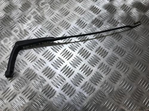front-windshield-wiper-arm-audi-a4-b5-8d2-1994-1995-1996-1997-1998-1999-2000-2001-33492060 main image