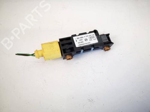 Used Electronic module AUDI A6 C5 (4B2, 4B4) 2.5 TDI (163 hp) 32962737