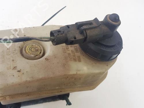 Used Brake fluid reservoir Brake fluid reservoir 35509891 35509891