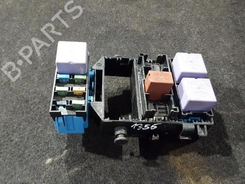 Used Fuse box Fuse box RENAULT ESPACE IV (JK0/1_) 2.0 (JK0A, JK1D, JK0N) (170 hp) 33483837 33483837