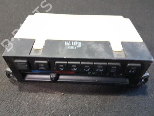 Used Climate control Climate control 35654440 35654440