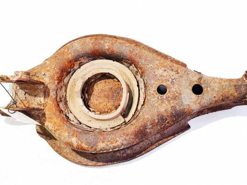 Used Left rear suspension arm Left rear suspension arm CHEVROLET CAPTIVA (C100, C140) 2.0 D 4WD (150 hp) 36455532 36455532