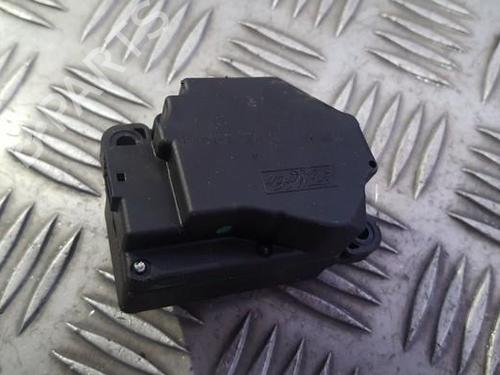 Used Electronic module Electronic module VOLVO V50 (545) 2.4 (170 hp) 33494923 33494923