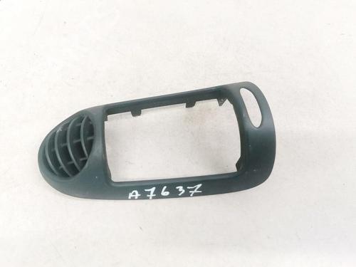 Used Air vent Air vent MERCEDES-BENZ C-CLASS (W203) C 220 CDI (203.006, 203.008) (143 hp) 32890145 32890145