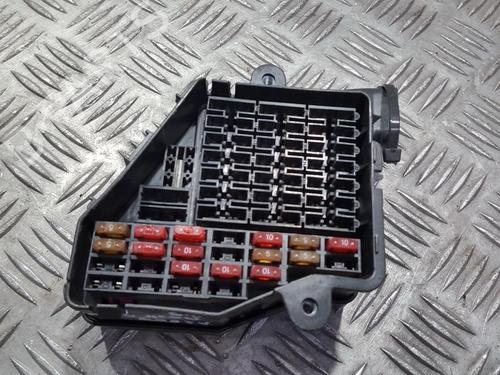 fuse-box-audi-a4-b5-8d2-1994-1995-1996-1997-1998-1999-2000-2001-33486273 main image