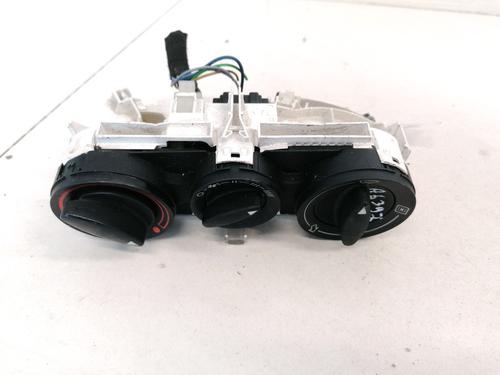 climate-control-audi-a4-b5-8d2-1994-1995-1996-1997-1998-1999-2000-2001-35564454 main image