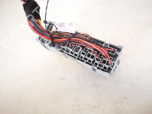 Fuse box OPEL MERIVA A MPV (X03) 1.7 CDTI (E75) | BP32914817E1 - Image 3
