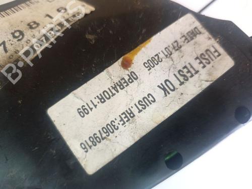 Fuse box VOLVO V50 (545) 1.6 D | BP36382928E1 - Image 4
